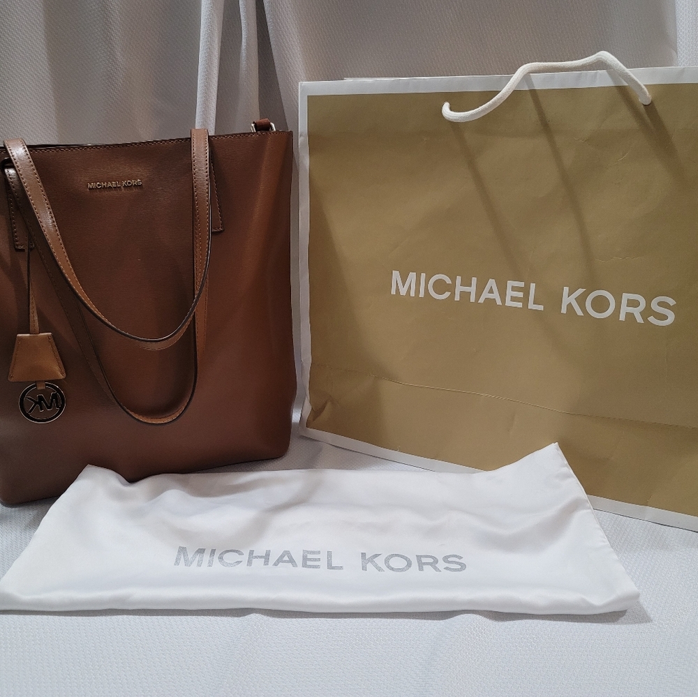 Purse - Picture 9 of 10